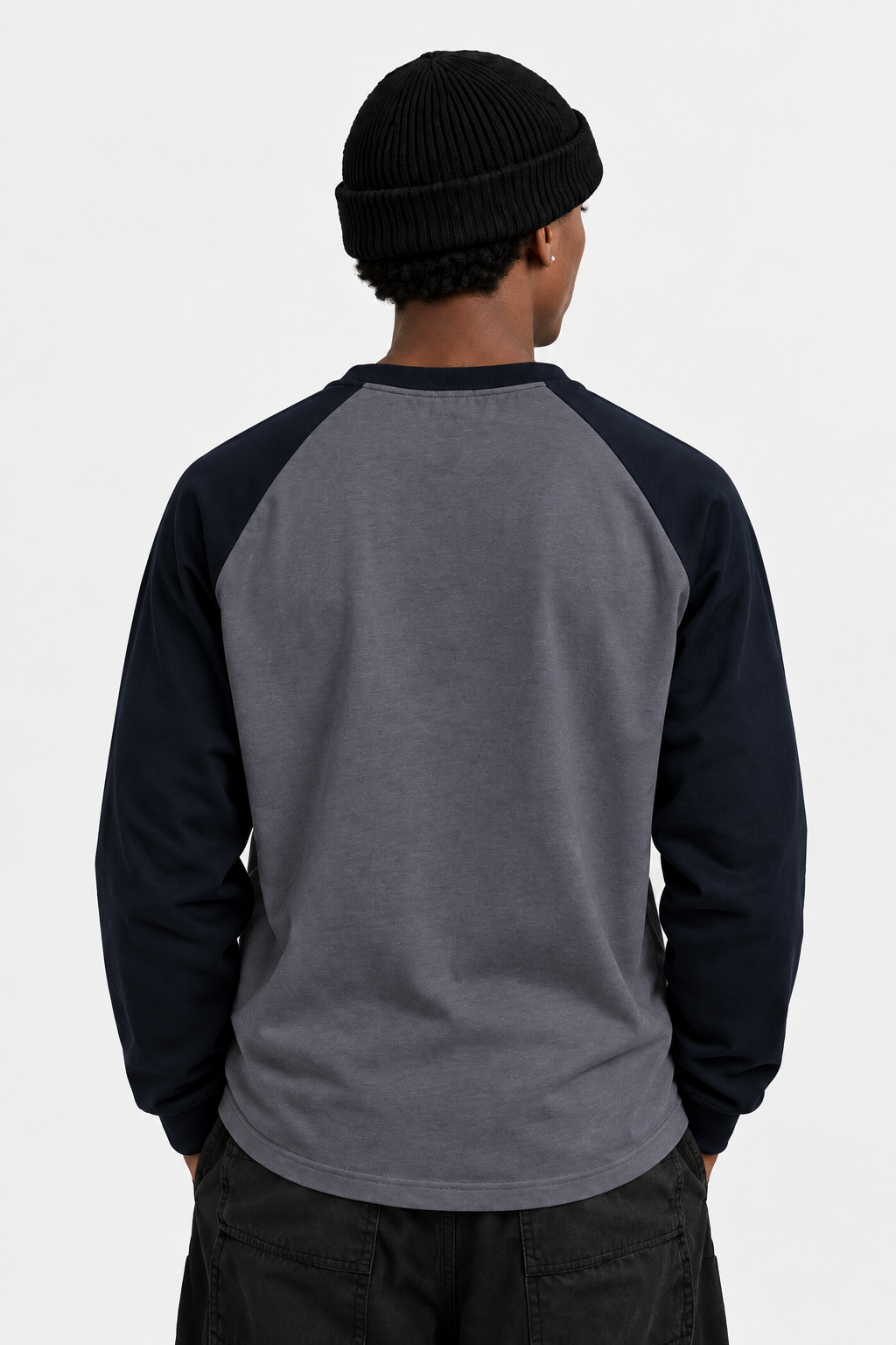 Back view of model wearing the charcoal-and-dark-sleeve raglan tee
300gsm Daniel Alaves long sleeve oversized tshirt