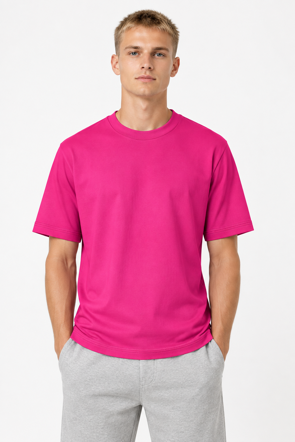 Magenta 220gsm plain t-shirt Front