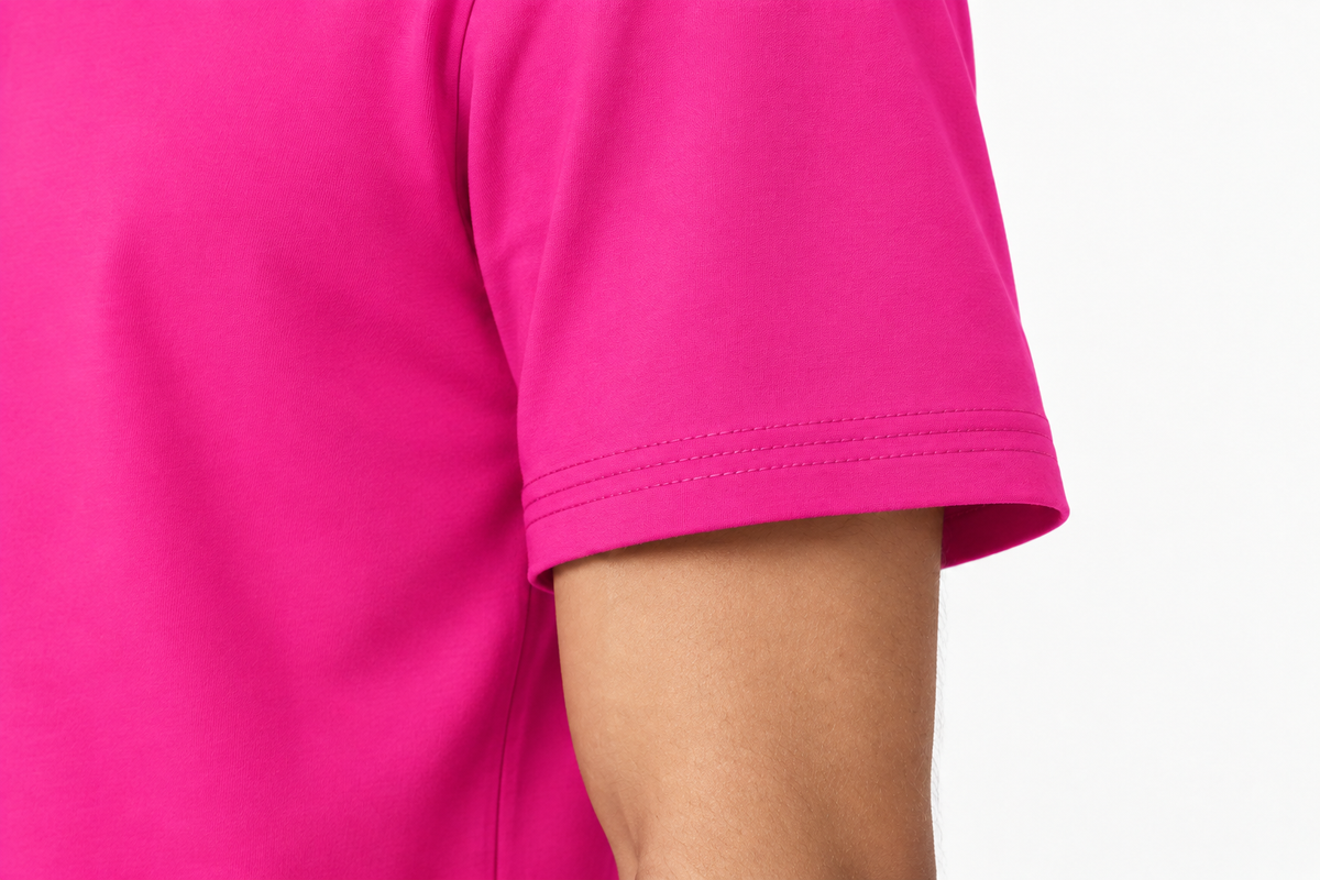 Magenta 220gsm plain t-shirt Sleeve